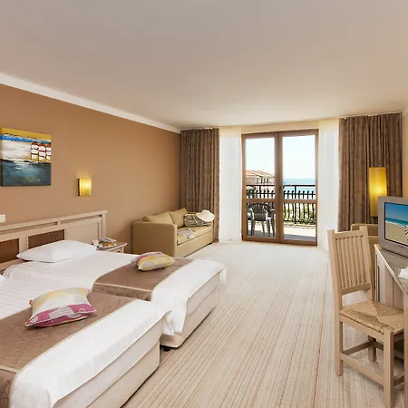 Resort Hvd Clubhotel Miramar 4*